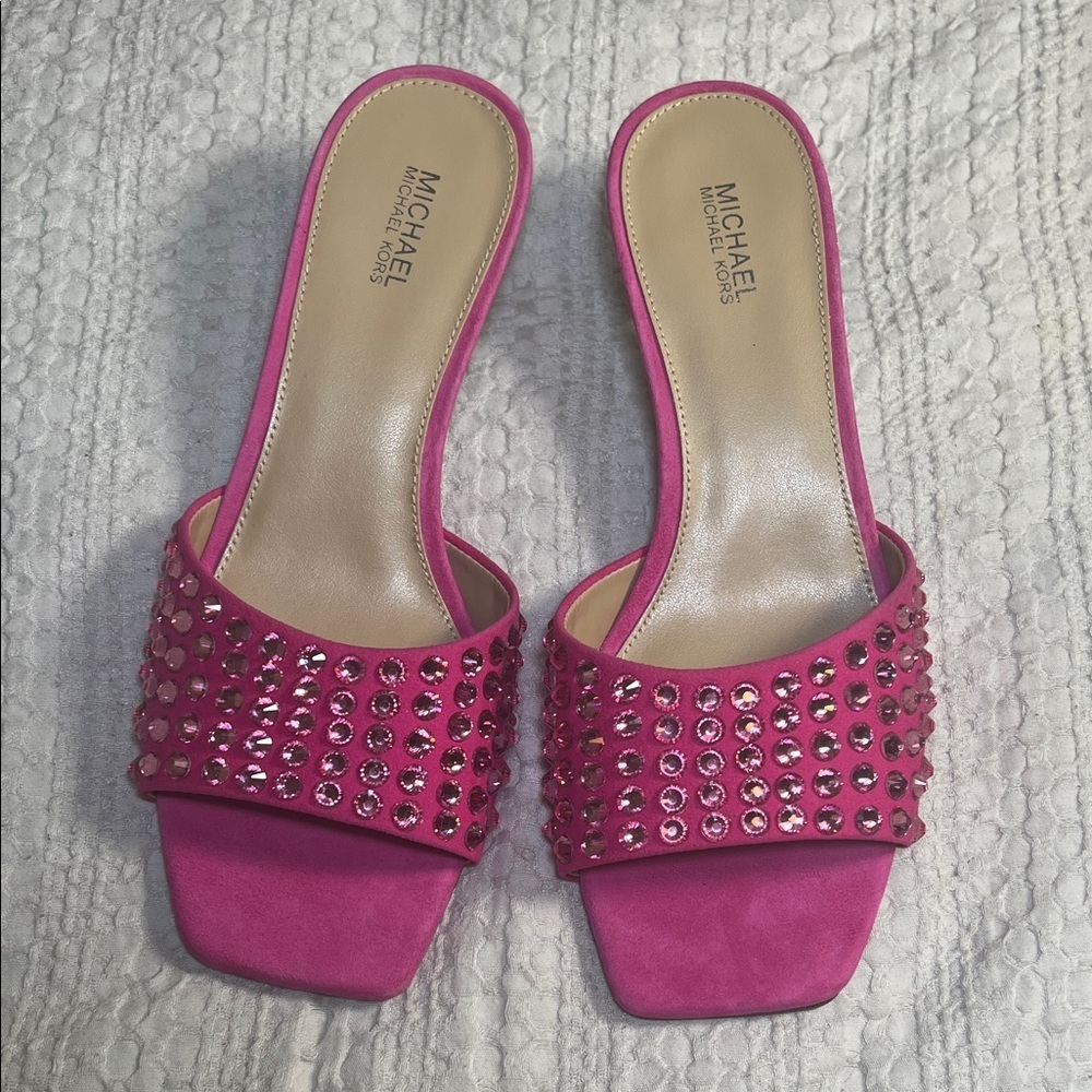 Michael Kors dragonfruit Embellished Faux Suede Kitten Sandal size 6.5